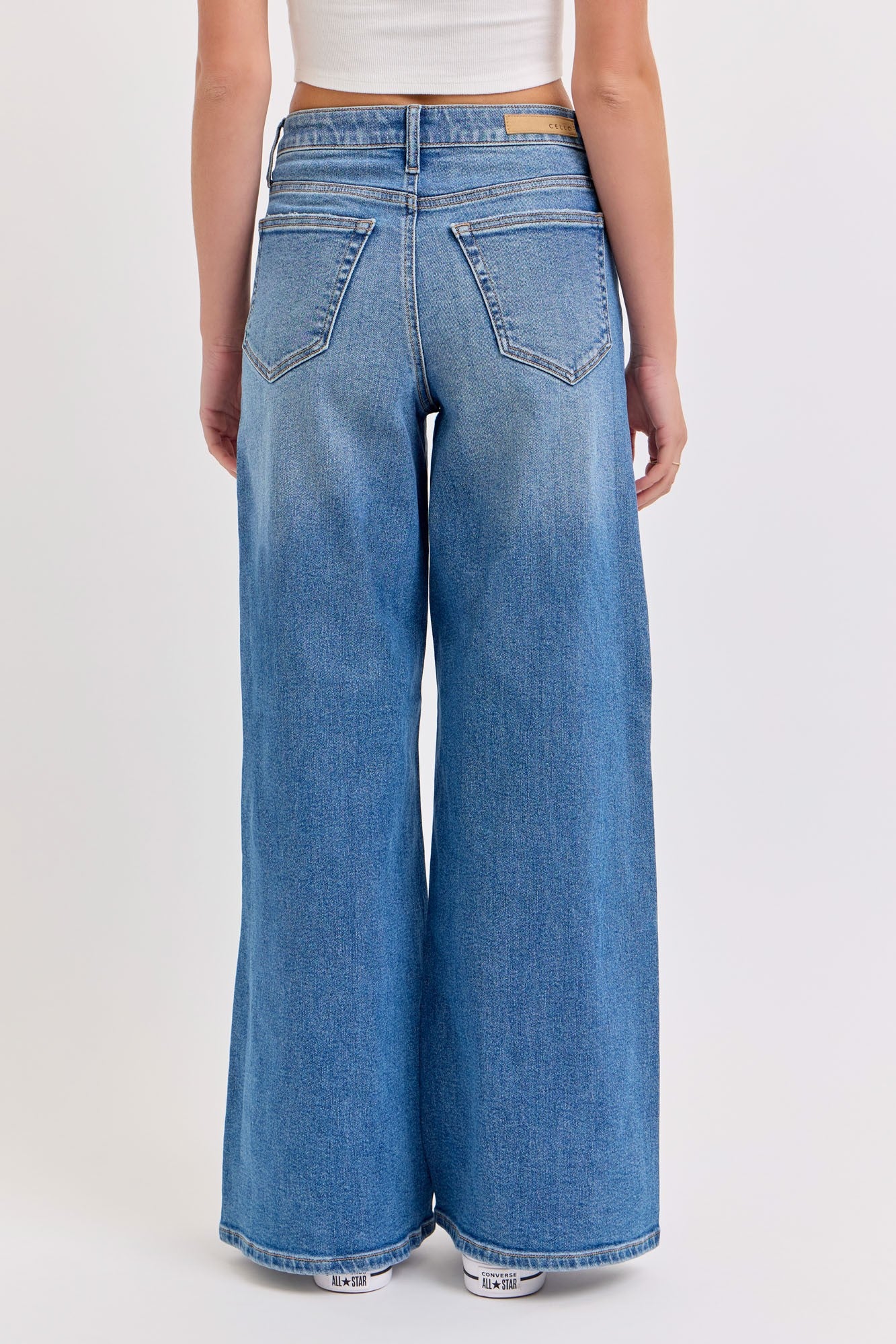 WIDE LEG JEAN