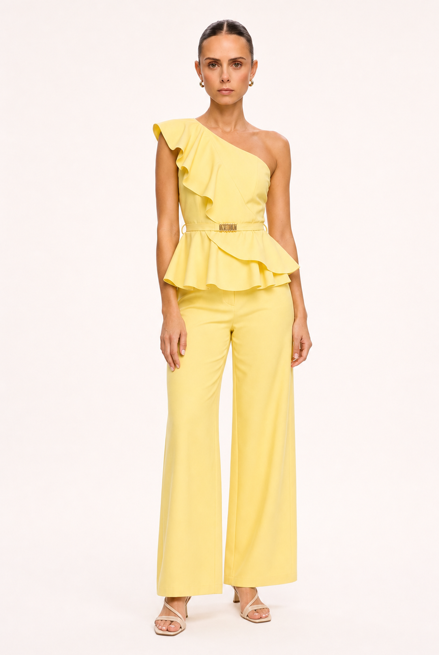 YELLOW RUFFLED ASYMMETRIC TOP AND PANTS SET - Three-quarter view