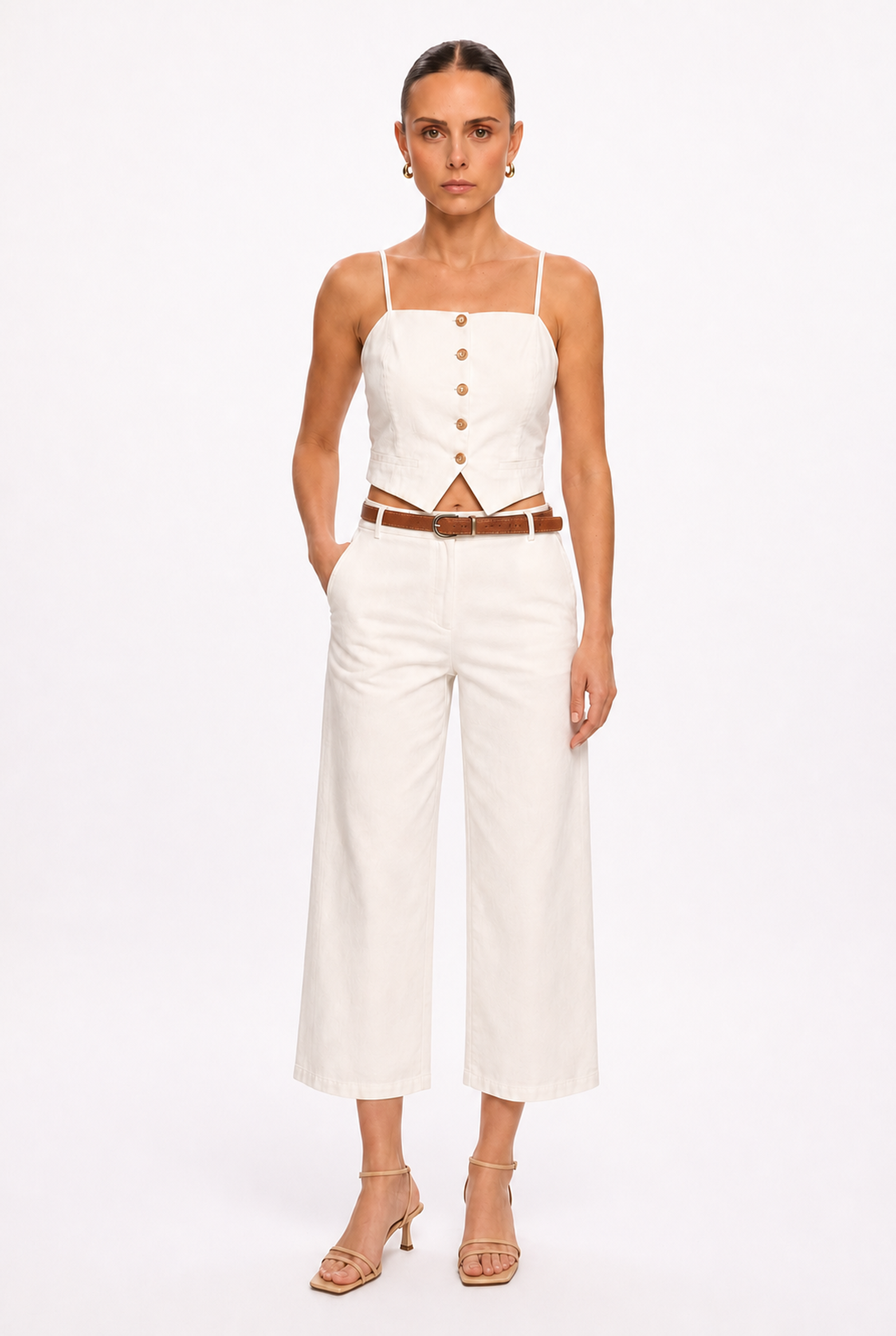 WHITE CAMISOLE TOP AND PANTS SET - Three-quarter view
