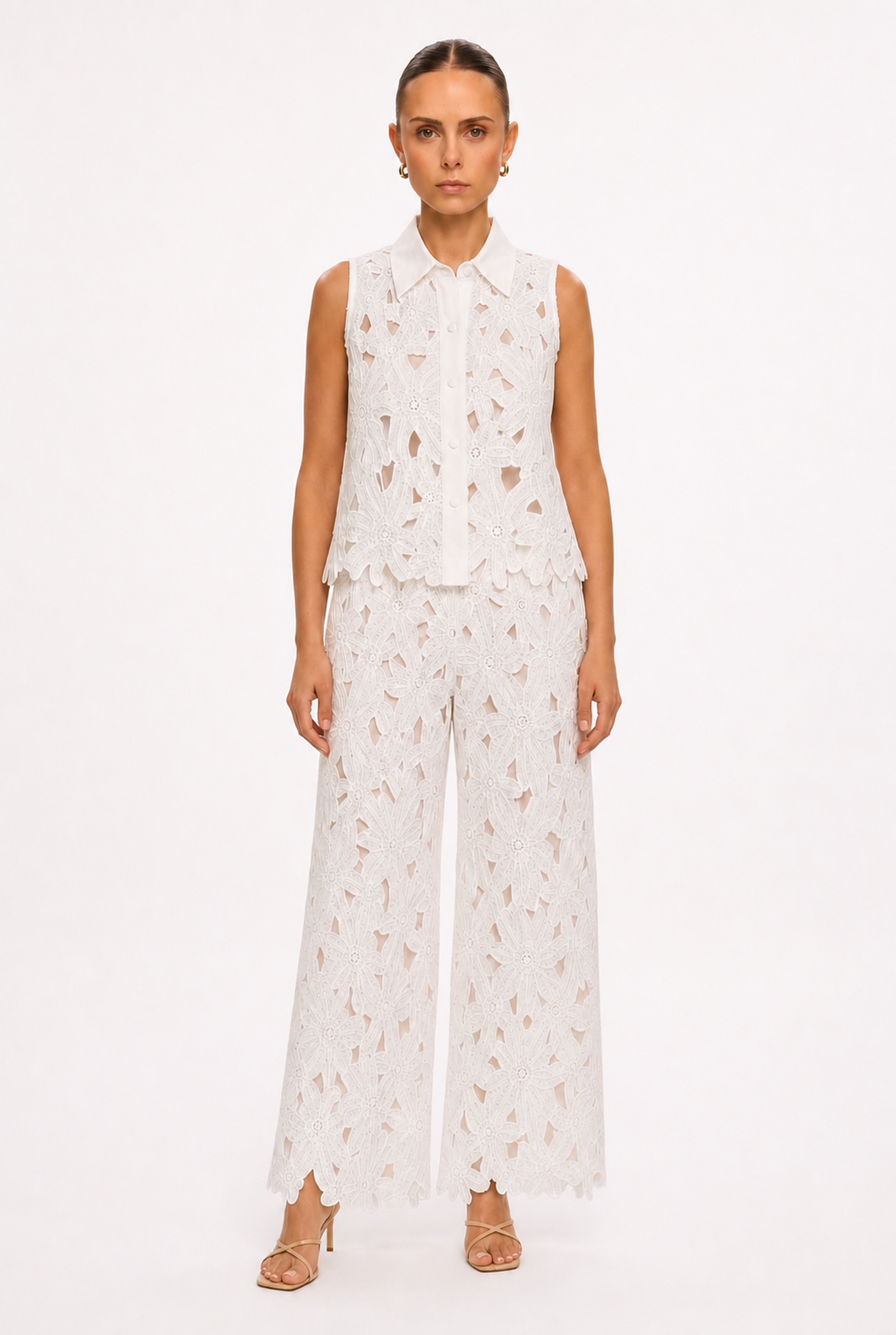 WHITE OPENWORK VEST AND PANTS SET - Front view