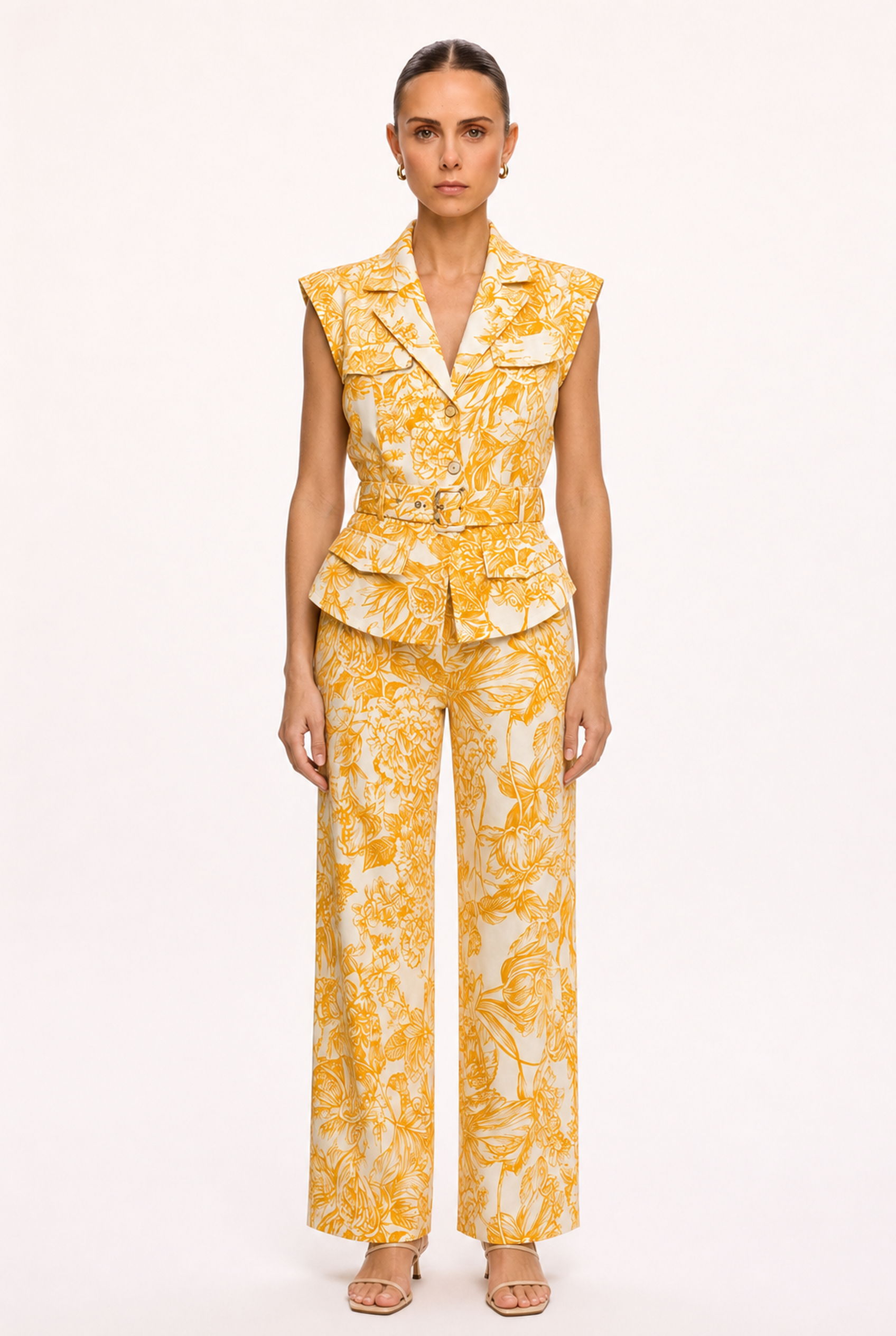 YELLOW FLORAL VEST AND PANTS SET - Front view