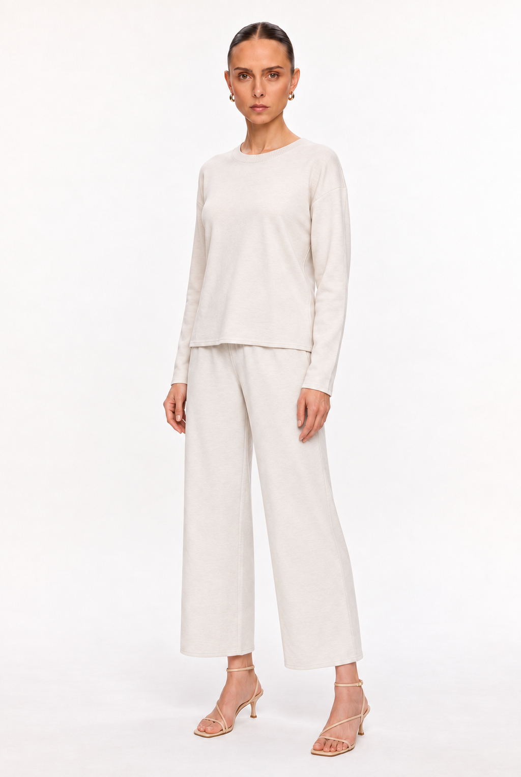LIGHT BEIGE SOFT-KNIT TOP & PANTS SET - three-quarter view