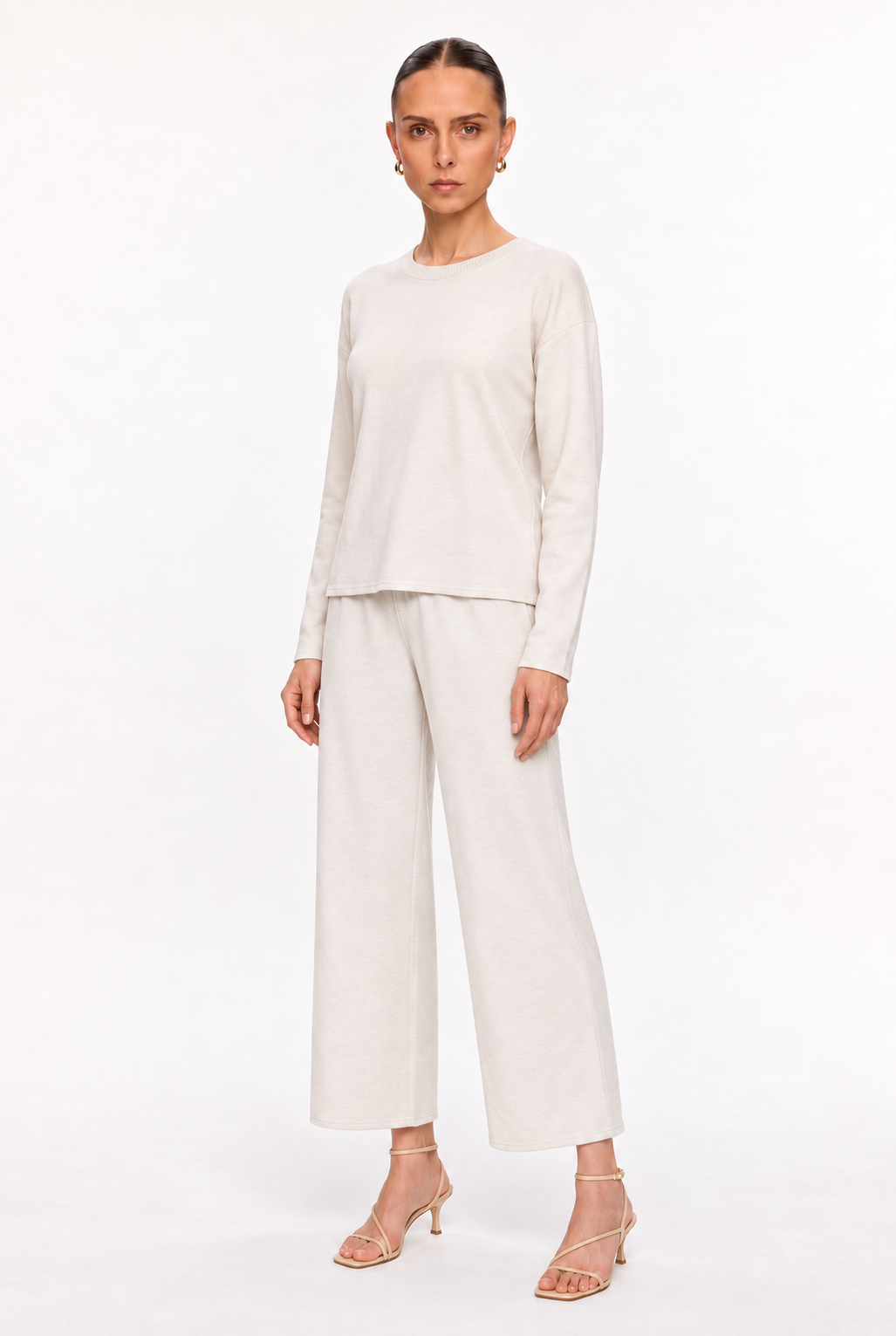 LIGHT BEIGE SOFT-KNIT TOP & PANTS SET - three-quarter view